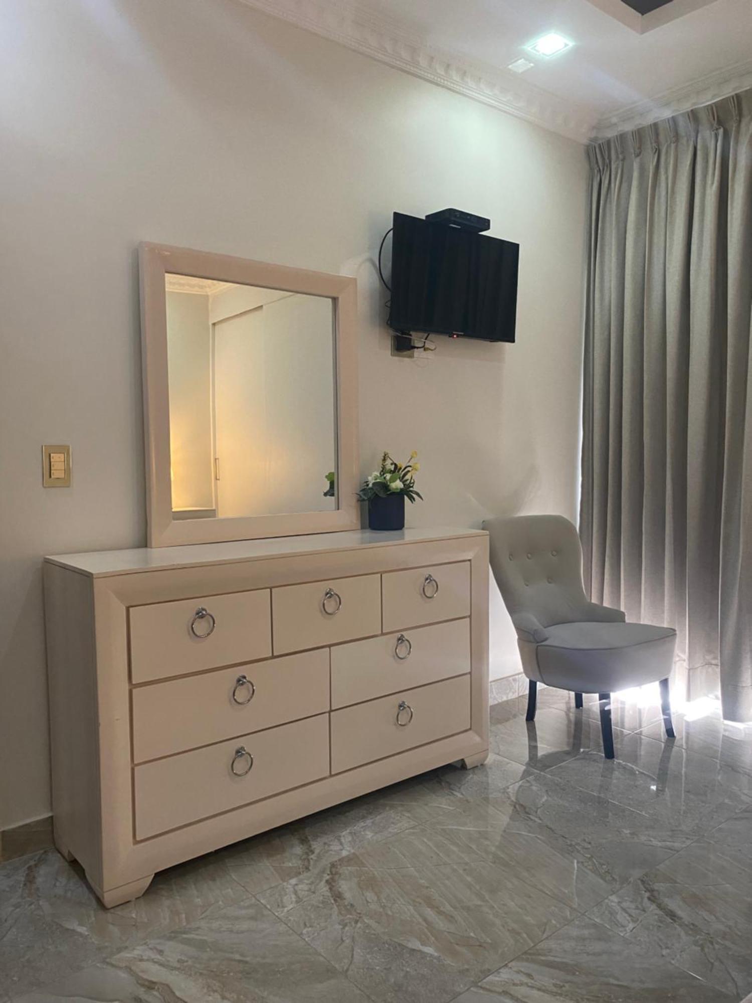 Hotel Dominican Barcelona サン・フアン・デ・ラ・マグアーナ エクステリア 写真